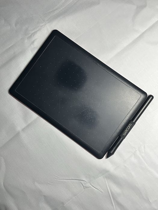 Графічний планшет One by Wacom CTL-472
