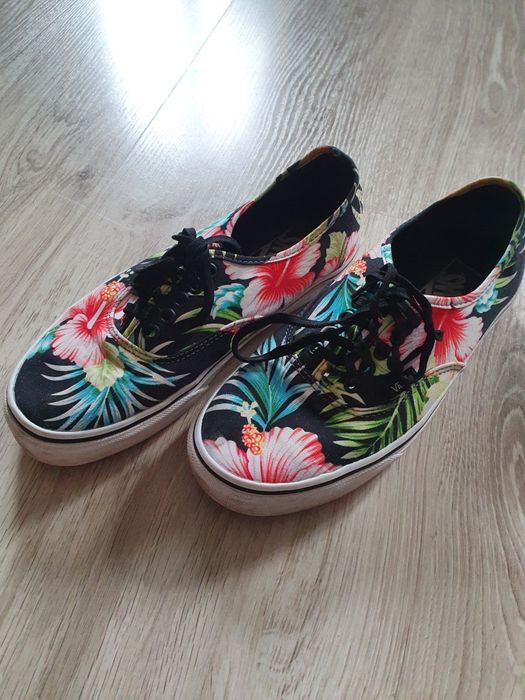 Buty vansy w kwiaty r 40