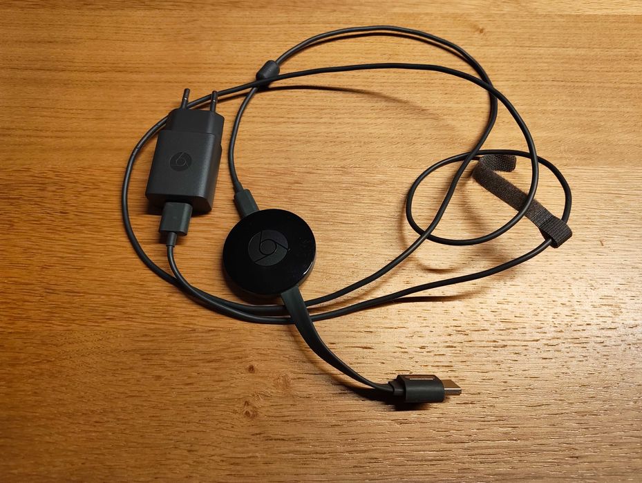 Chromecast Gen2 - Dual Band Streaming Media Player