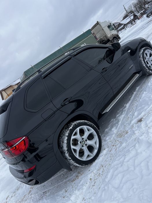BMW X5 3.0D 35xDrive 2011 /гарна комплектація/не фарбована