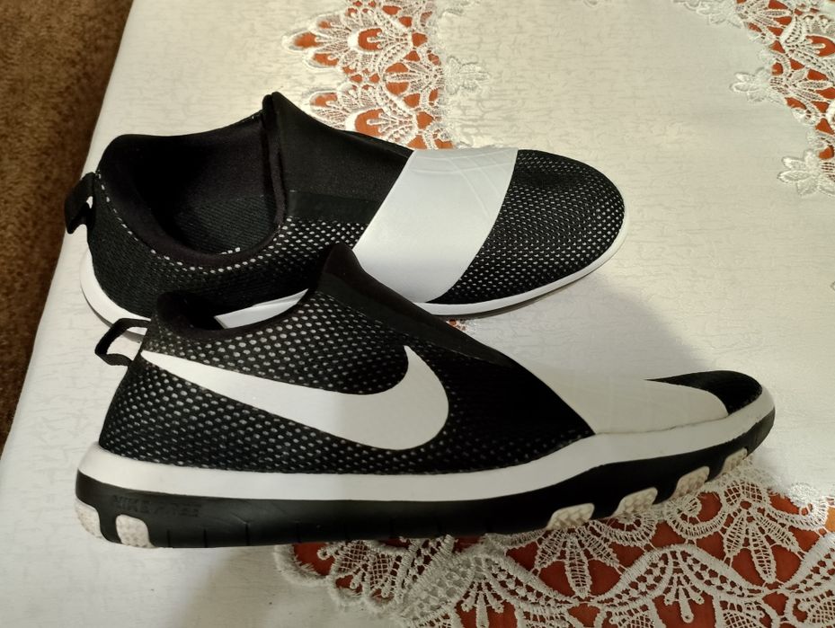 Buty sportowe damskie rozmiar 38,5 wkładka 24,5