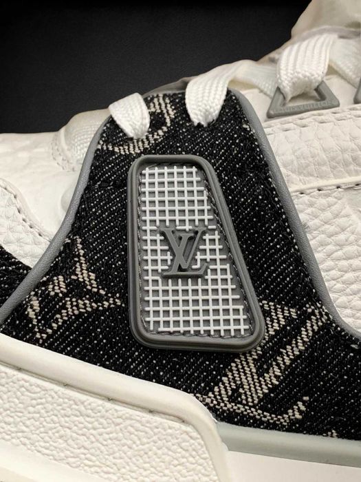 Ténis Louis Vuitton Trainers Black & White