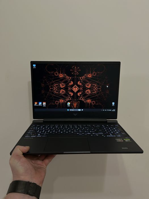 Топовий ігровий ноутбук! HP Victus Gaming D15 в стані нового!