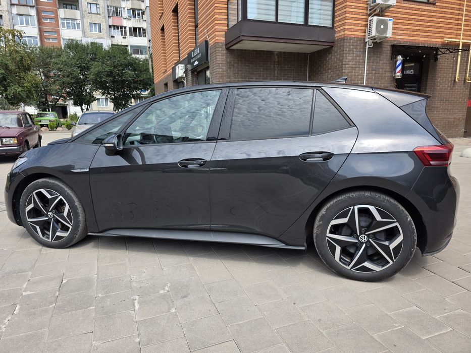 Volkswagen id3 pro S 82kw 550км