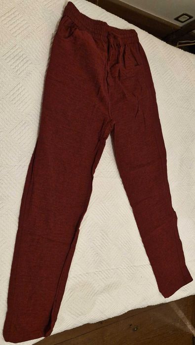 Calças bege e vermelhas de Algodão (Novas)