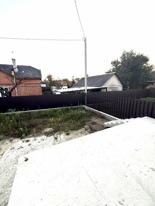 Котедж з ділянкою 3 сотки вул.Сірка 41А, с Зимна Вода
