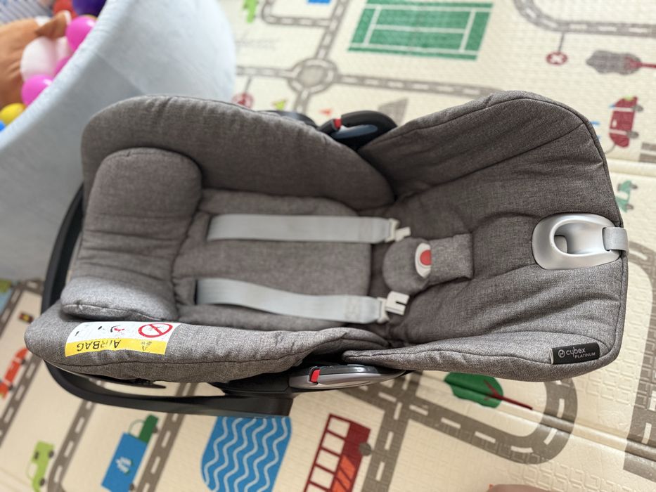 Б/у Автокрісло автолюлька Cybex Cloud Q Plus для новонароджених 0-13кг