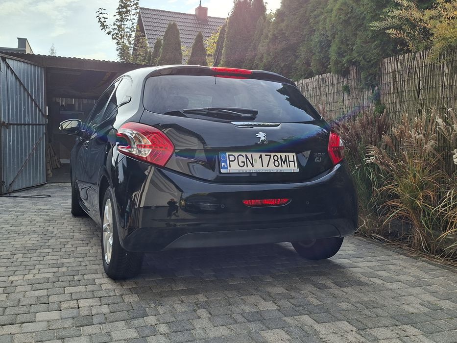 Peugot 208 2014r benzyna