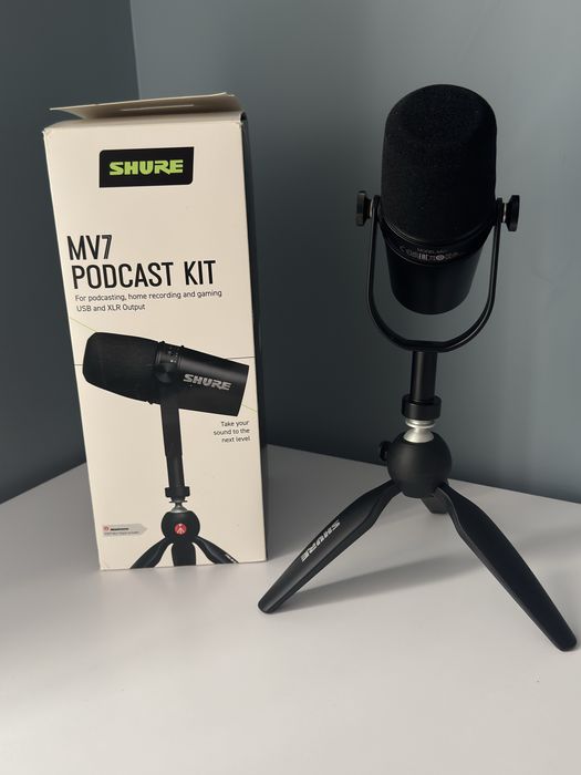 Мікрофон Shure MV7 Podcast Kit (USB/XLR)
