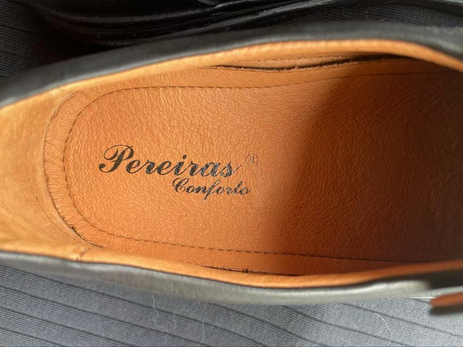 Sapatos Pereiras novos