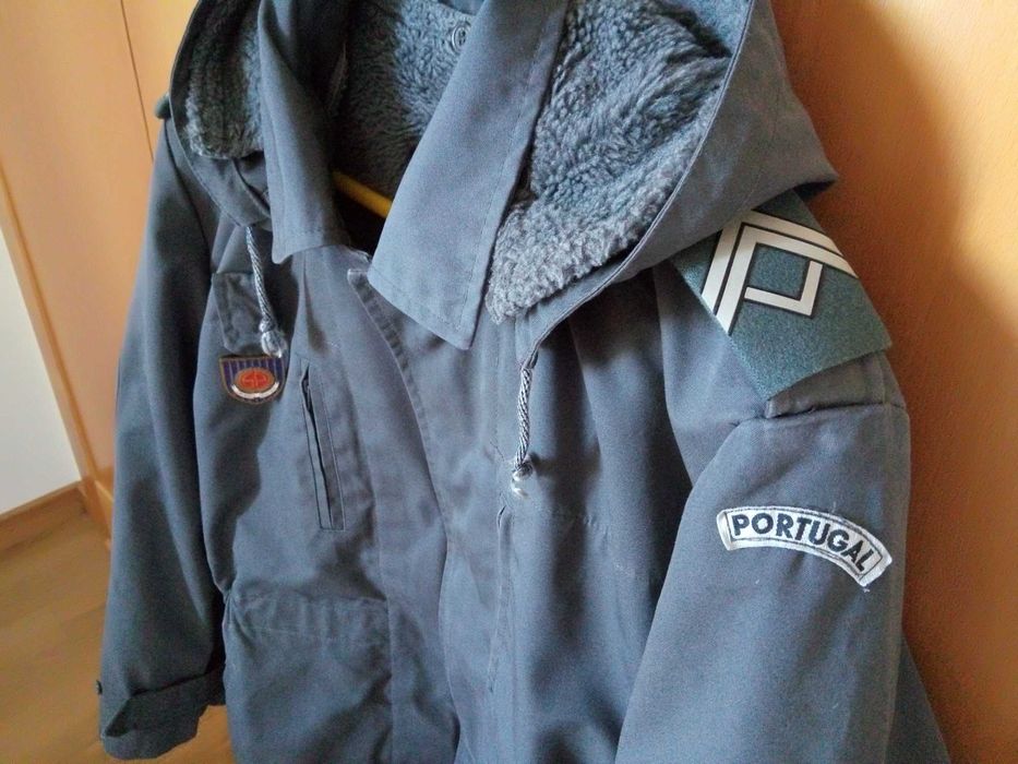 Anorak antigo dos Serviços Prisionais