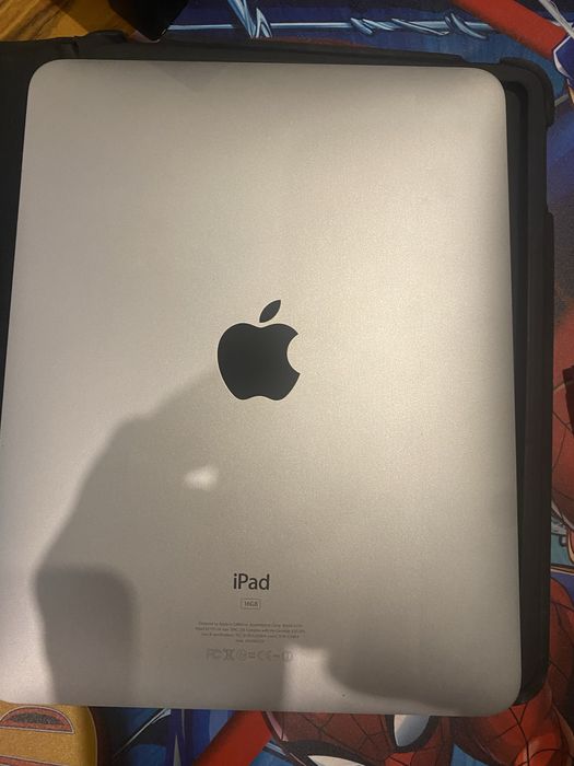 Apple ipad 1 (1st gen 2010)