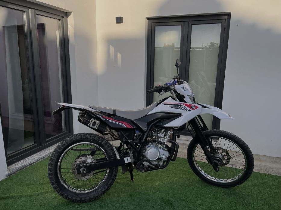 Yamaha wr 125r 2011