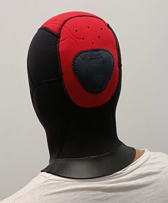 Capuz para mergulho e meias