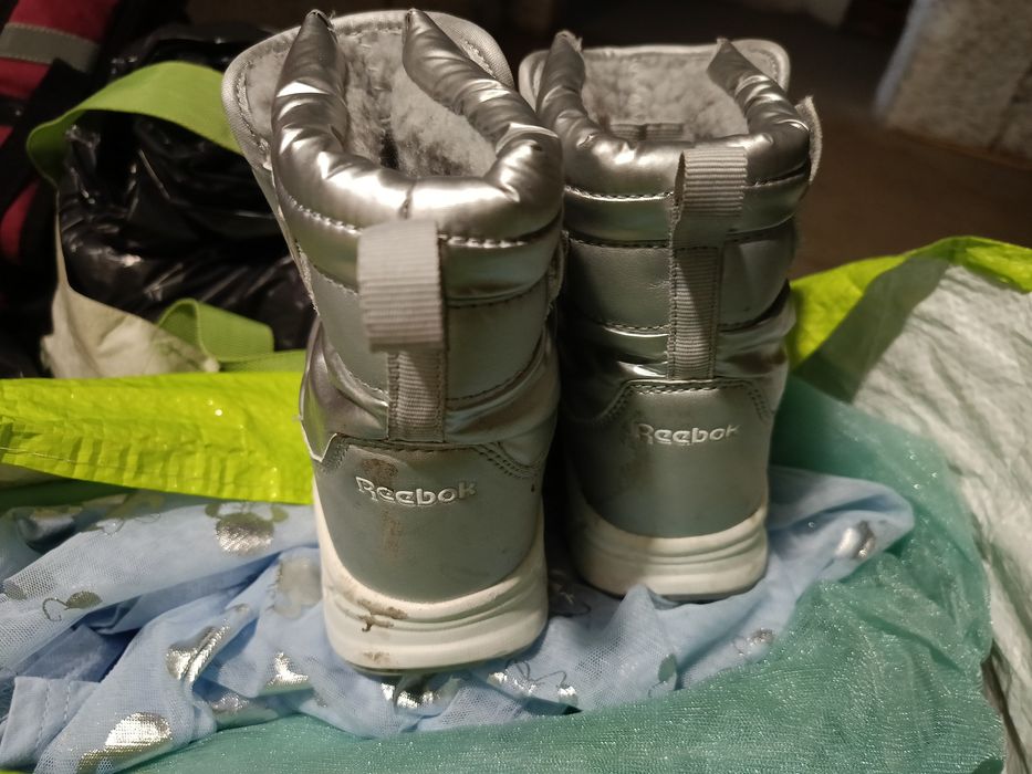 Nowe śniegowce Reebok 30