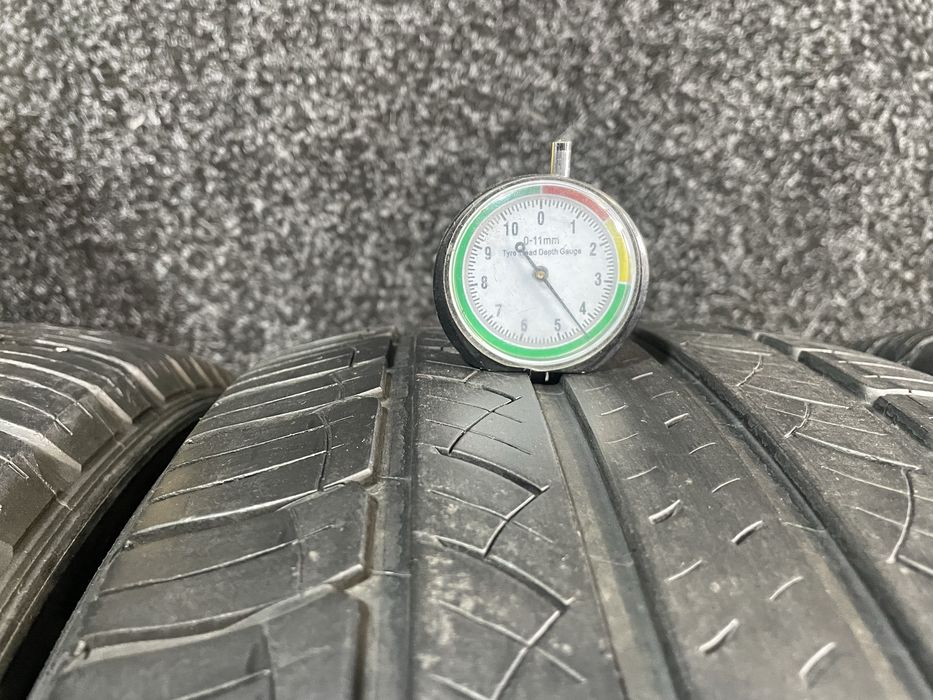 Michelin 235/50R18 Latitude Tour HP