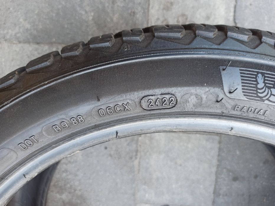 Всесезонная резина 245/40 R18 Michelin Cross Climate 2