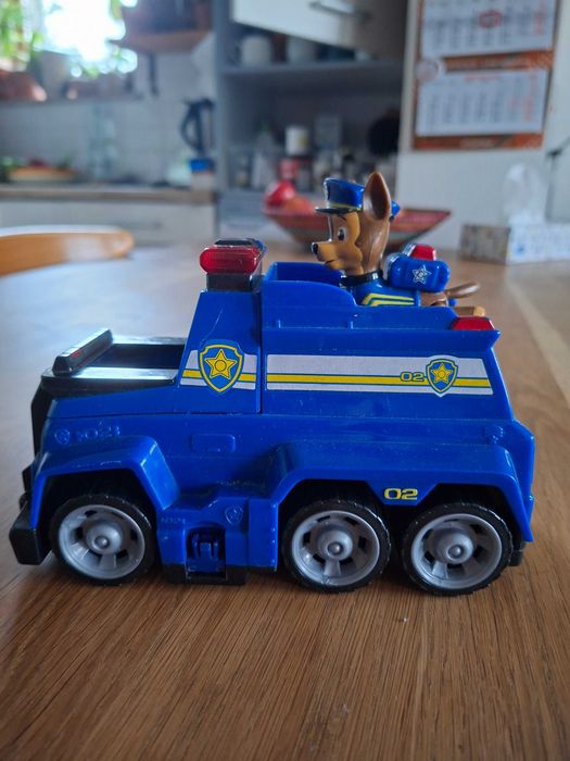 Samochody z Chase'm i Rubble Psi patrol