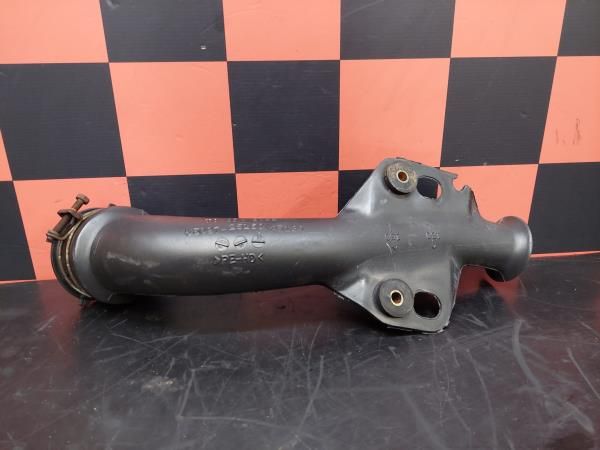 Tubo do ar TOYOTA Dyna Chassis (KD_, LY_, _Y2_, _U3_, _U4)