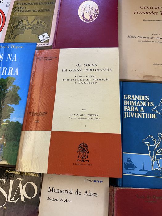 Vendo 10 livros diversos