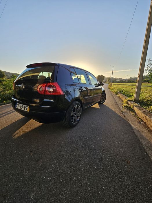 Volkswagen Golf V GPL – Económico – 2003