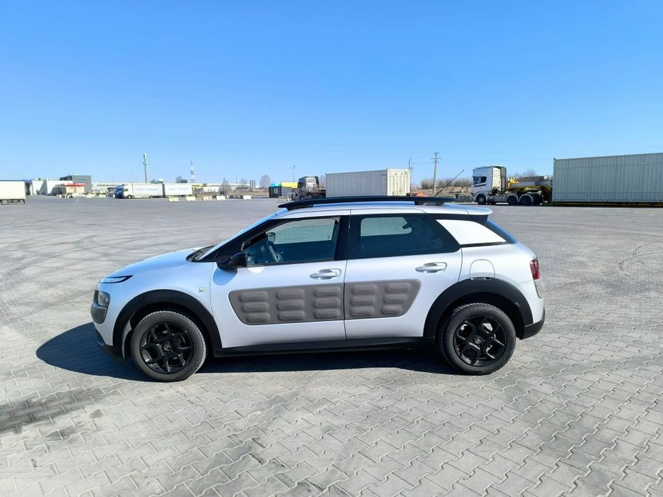 C4 catus 2015r.bezwypadkowy,bezkolizyjny,duże radio