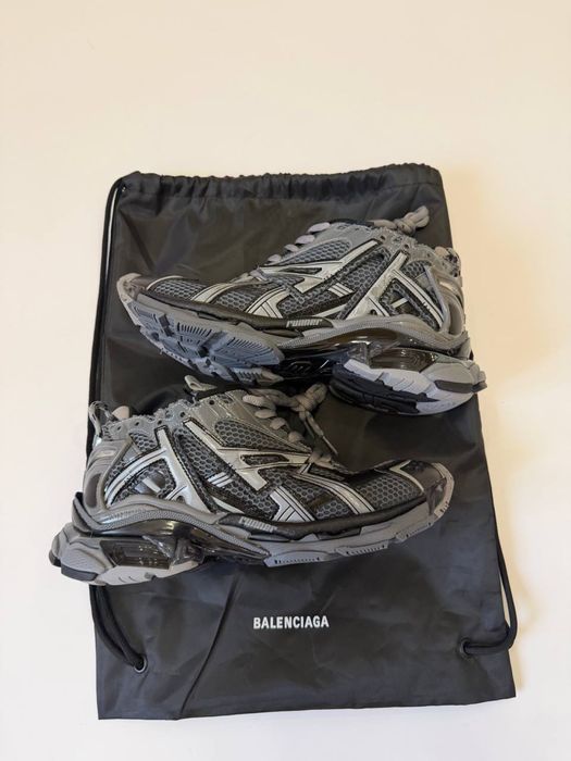 Balenciaga runner grey,new,size:41,42,43,44
