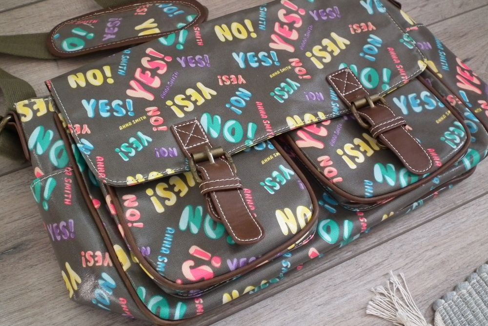 Torebka na ramię listonoszka Anna Smith stan idealny A4