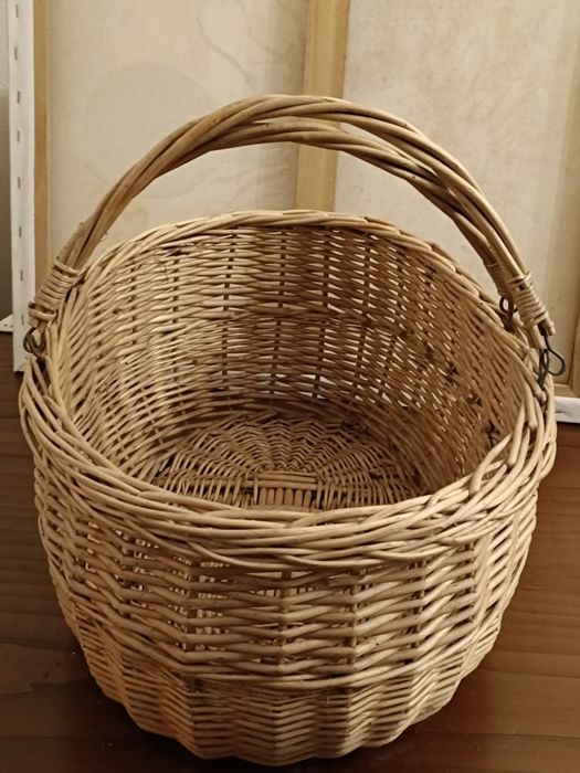 Cesto Picnic/decorativo em verga
