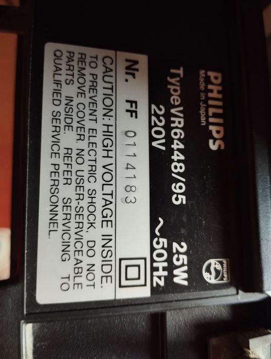 камера Samsung 8 mm V-U12 не робоча, відеомаг Phillips VR6448/95,кофр