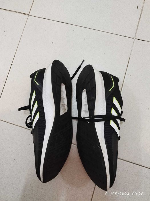 Ténis Adidas Run Falcon