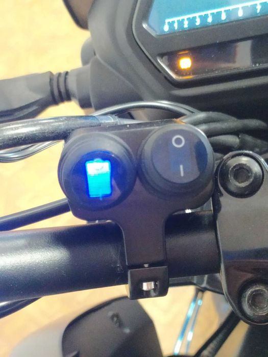 Мото кнопка на руль с влагозащитой и подсветкой VGEBY Dual Black 12В