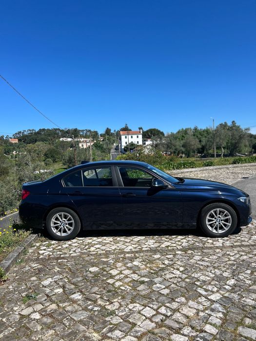 BMW 320i  85.000km