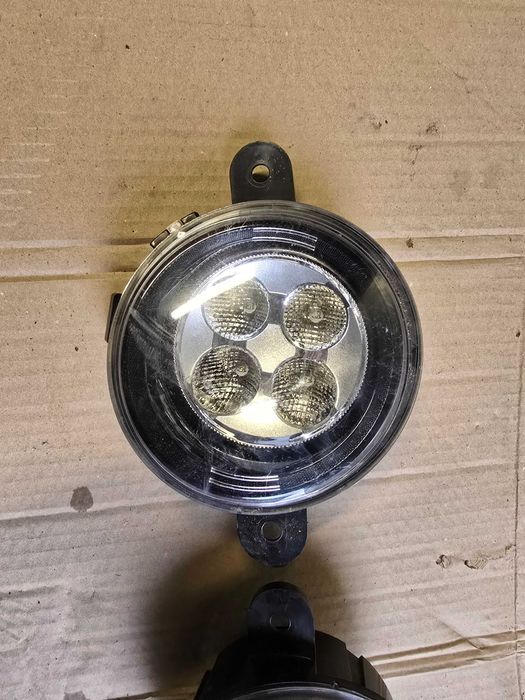 halogen prawy led DRL Renault Twingo 3 III