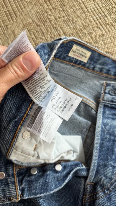 Джинси Levis 501