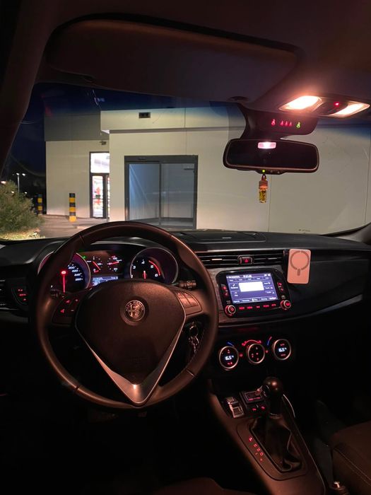 Alfa Romeo Giulietta 1.6 jtdm 05/2018 || trato de financiamento