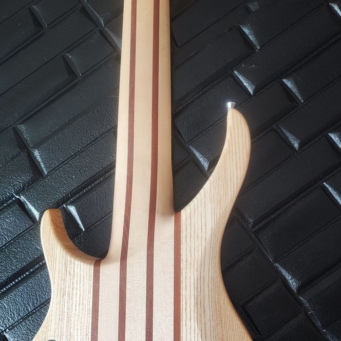 Шестиструнний бас Magna MH-6