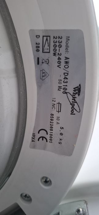 Máquina lavar roupa