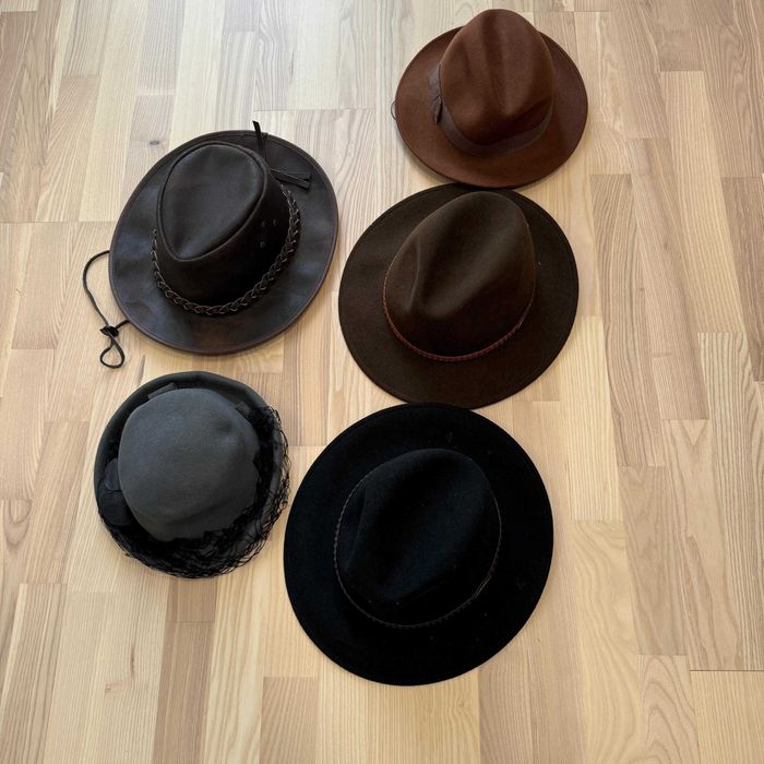 Жіночі капелюхи сірий чорний коричневий