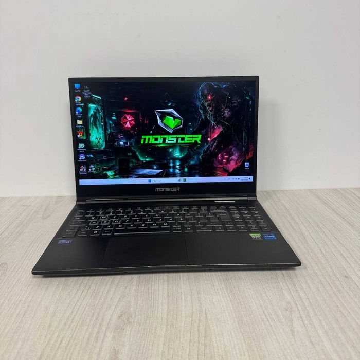 Monster Abra A5 V18.2  144Hz i7-11800H 16GB SSD 512GB RTX 3050 Ti