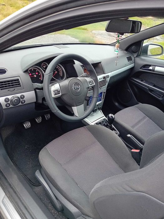 Opel Astra GTC Sport Van 125cv