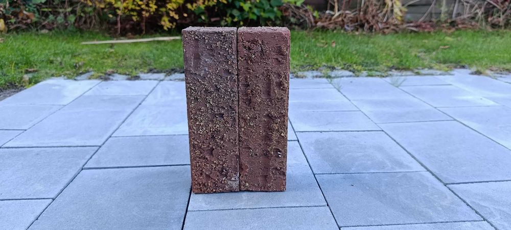 Cegła połówkowa ozdobna  24/6.5 Roben