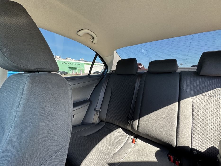Продам Volkswagen Jetta 1.4 2015.