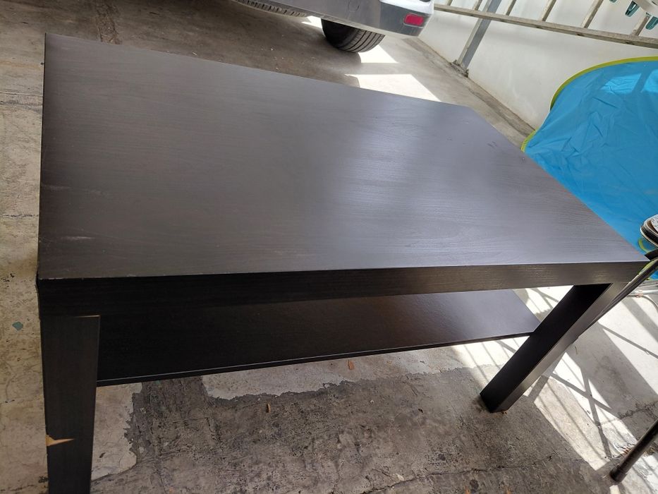Mesa de sala preta