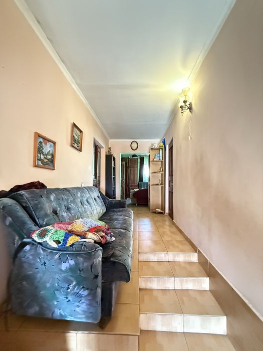 Продаж 335 м² будинку всього за 75 000$ біля Львова.