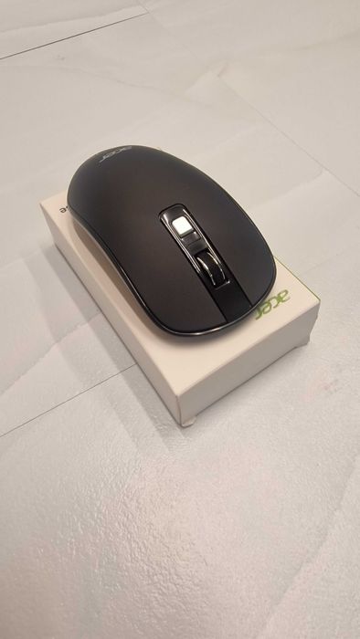 Bezprzewodowa mysz Acer USB, slim, czarna