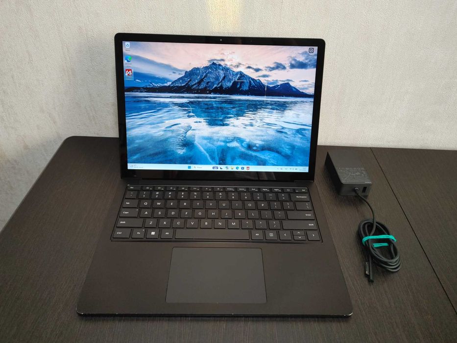 Microsoft Surface Laptop 3 8/256gb Intel Core i5-1035g7