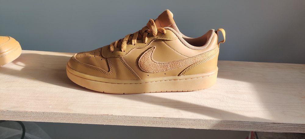 Nike Court Vision Caramelo