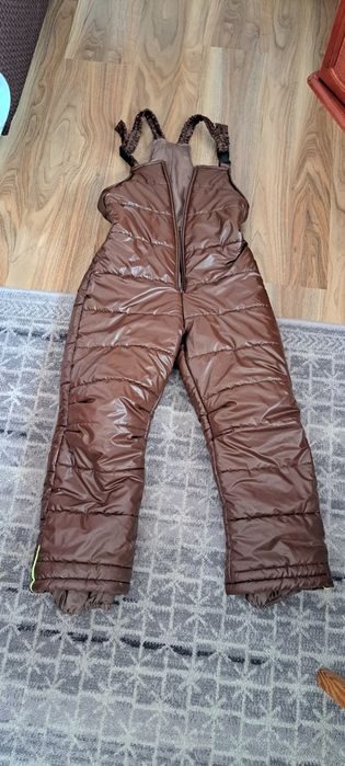 Spodnie sniegowce 140/146 regulowane szelki
