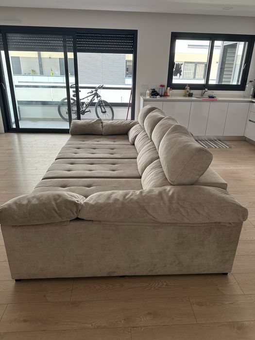 Sofá Retrátil  – Super Confortável e Espaçoso!